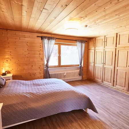 Hubert Διαμέρισμα *